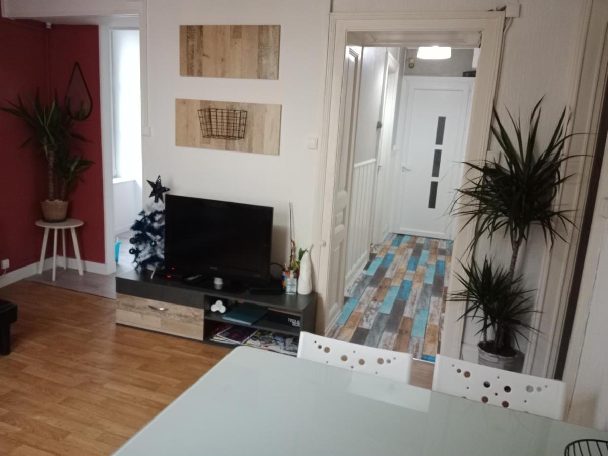Pounette, Appartement T3 Centre / Thermes Luxeuil Экстерьер фото